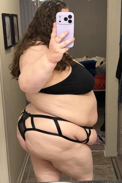 Mind if I shake it in your face? by arealhandful