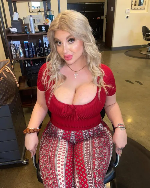 Mind rating me baby by Sydney-Salem2