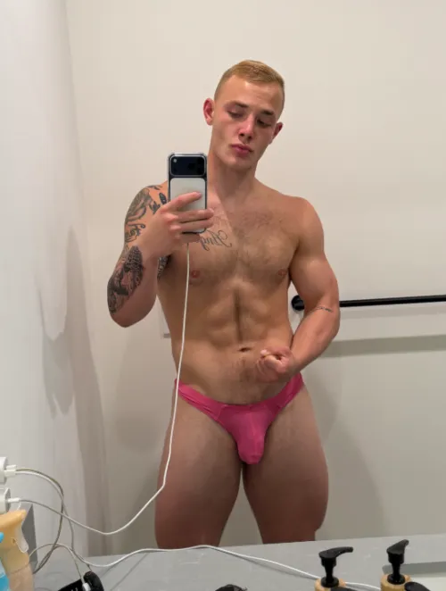 Mirror check by SeanMichaelOfficial