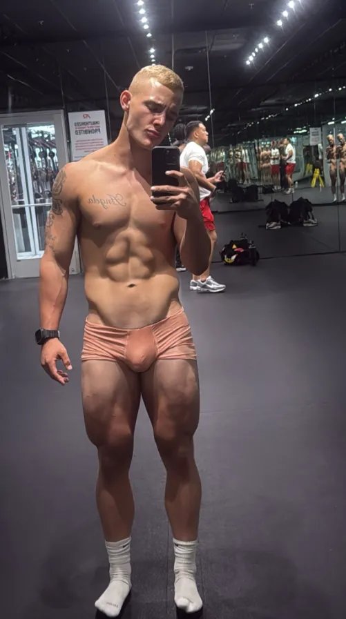 Mirror check after a good session posted by SeanMichaelOfficial