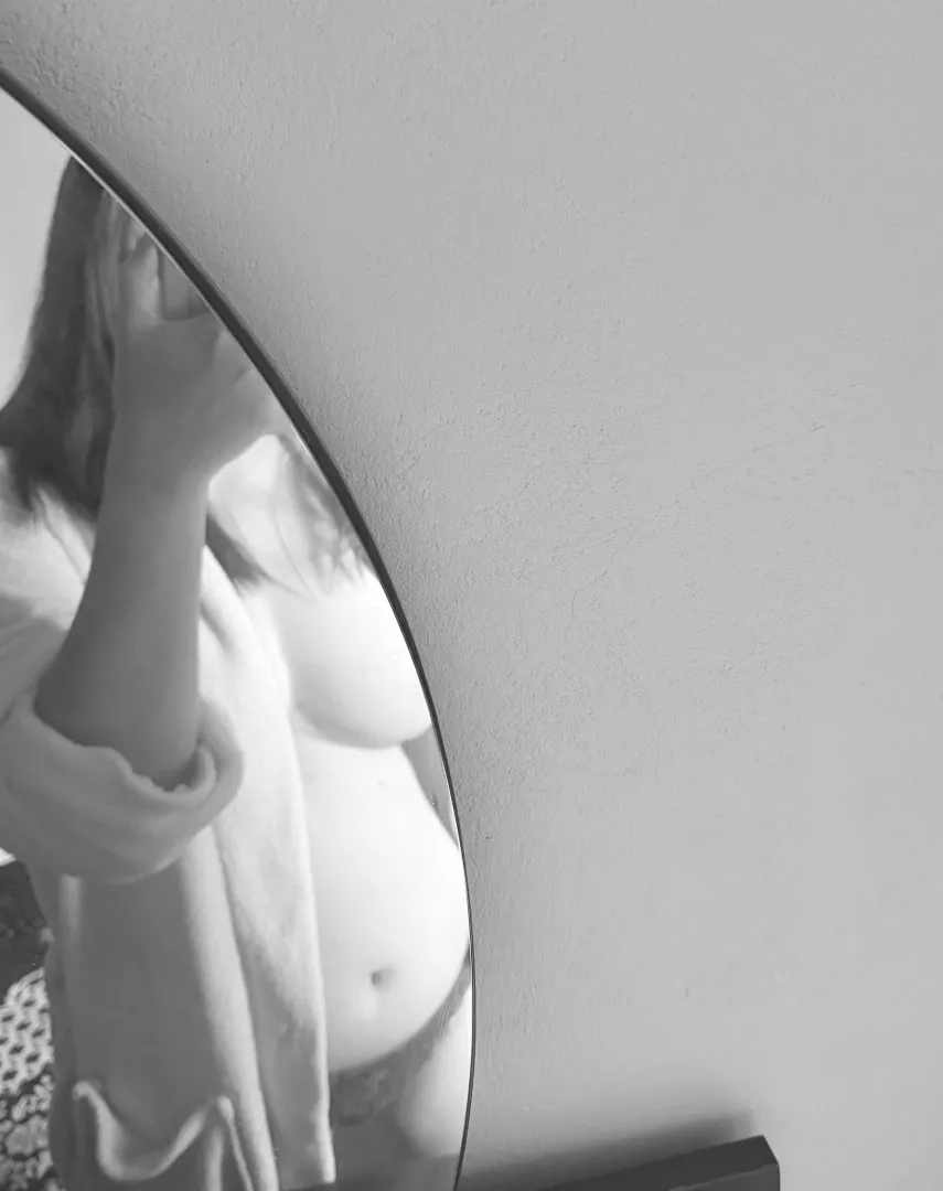 Mirror mirror on the wall… posted by Mystique_o_