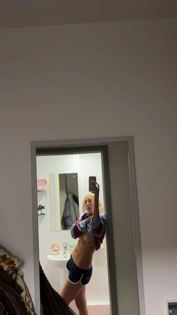 Mirror mirror posted by bellfemme21