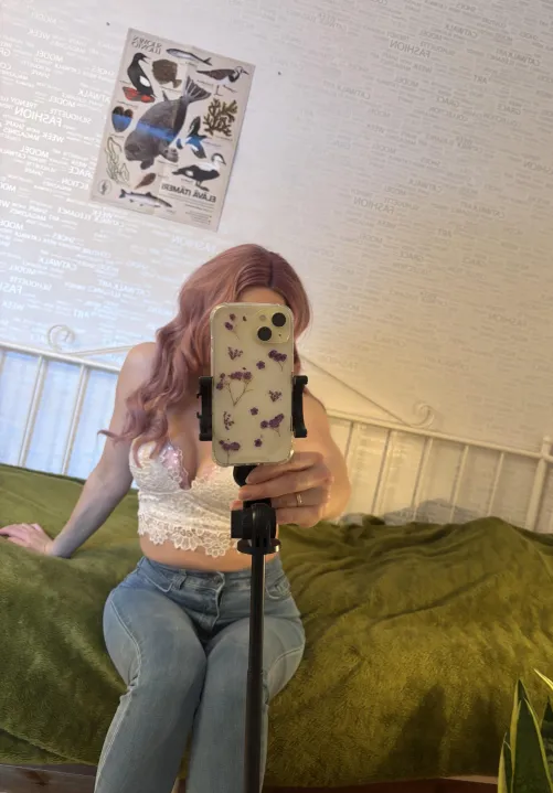 Mitä mieltä mun luonnollisista muodoista? by xoxovanillalady