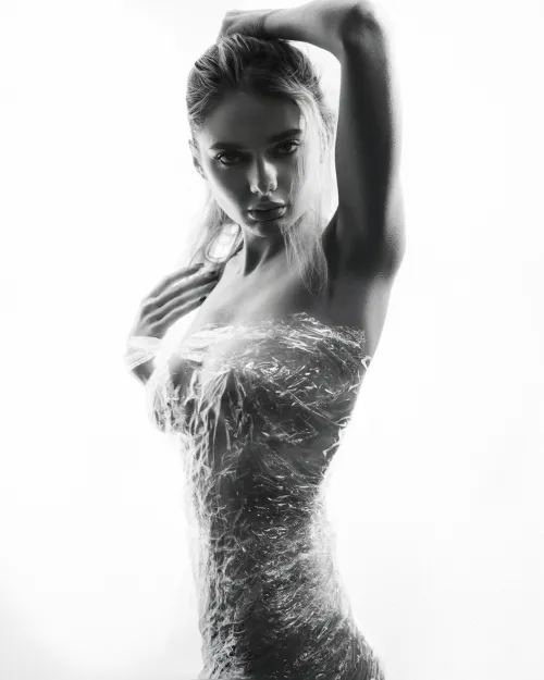 Model: lightkiss by Lightkiss_official