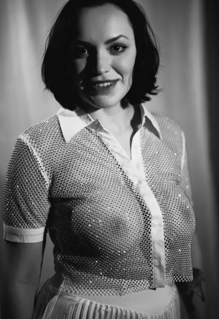 Modern pinup posted by SamHellArt