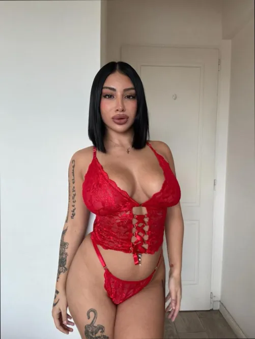 mom of 2, but am I still a hottie? by TeasingzzBabe