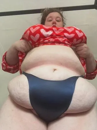 Mommy has so much fat posted by juicyjprxx