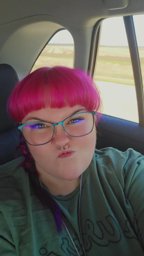 Mommy is on her way for a fun weekend!! by Nuna-Pops