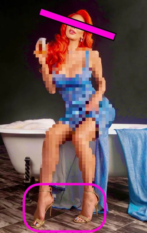 Mommy Nicolette Shea is back from her date with your bully. She needs you to run her a bath, help her undress and clean her feet with your tongue while she washes up and explains that he will be moving in this week and will be the new man of the house. by WesMantoothBNWO