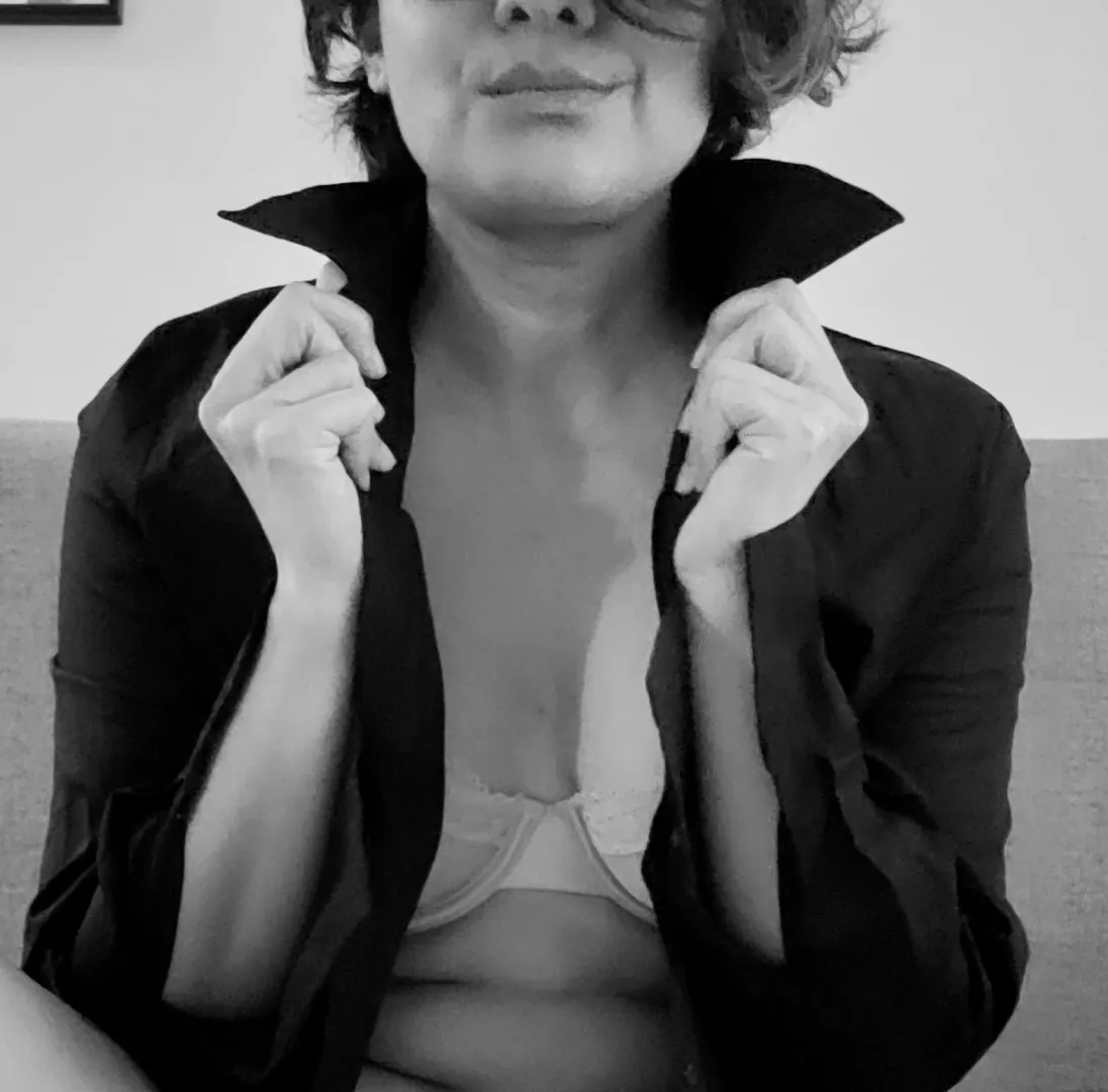 Mondays aren't so bad... posted by SheWolf_InYourCloset