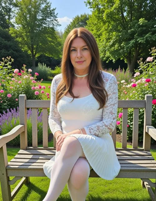 Morning all. by LeggyPaula