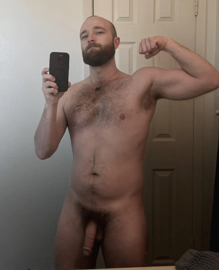 Morning musky bro  posted by XXXonabeach