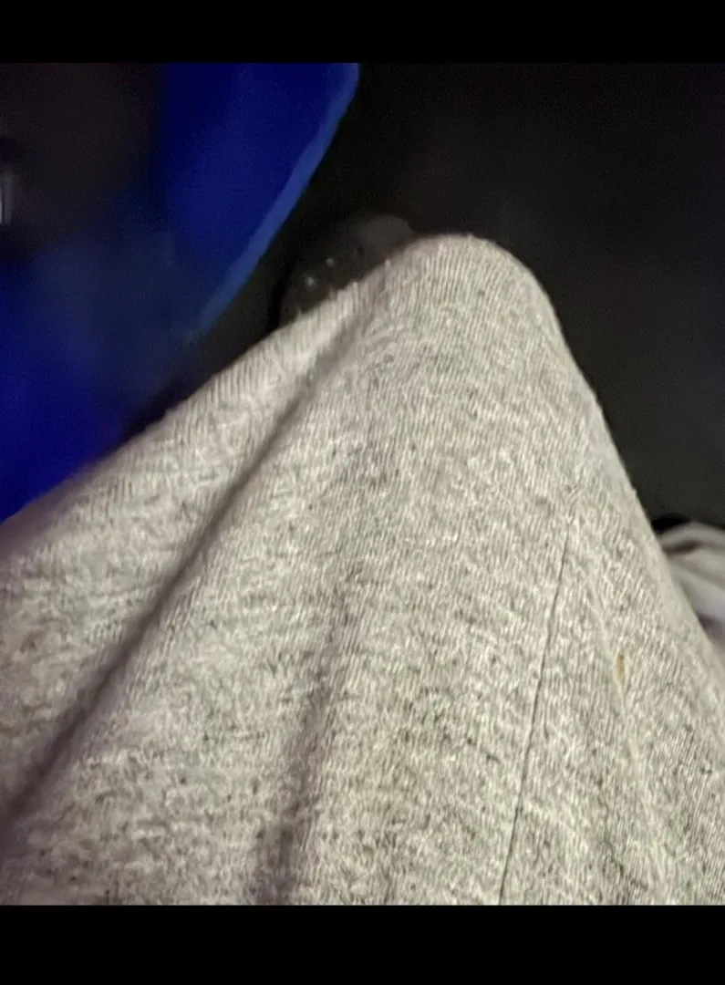 Morning wood posted by Whitehenny92x