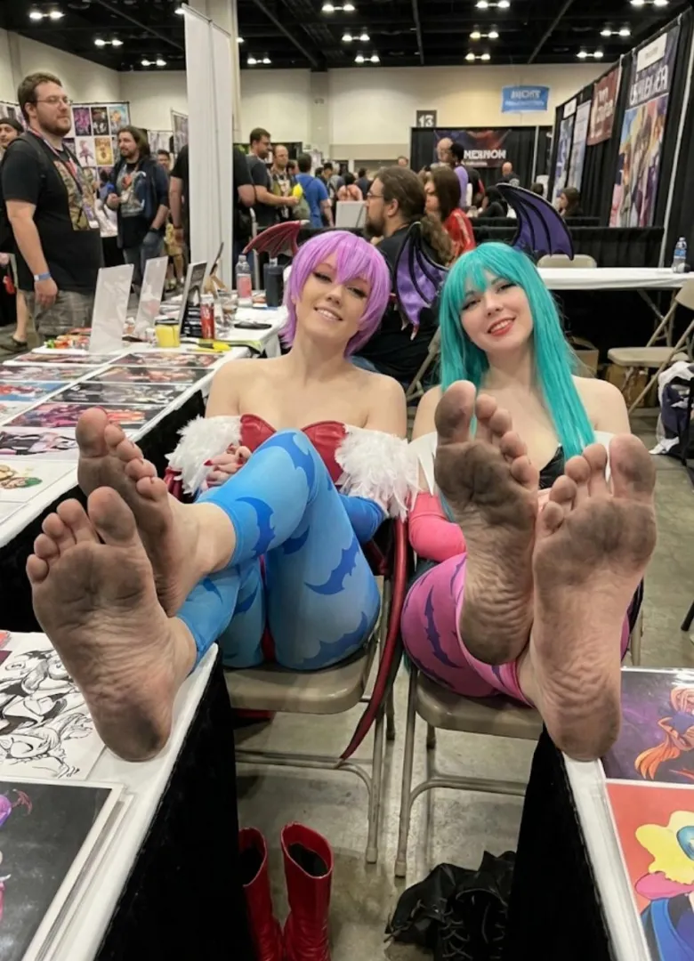 Morrigan & Lilith posted by rdchico8