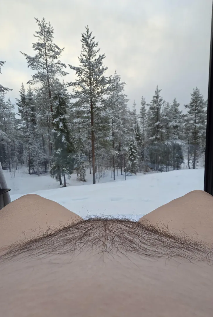 Mound with a bush to stay warm when it's cold outside...... posted by livin_life_69