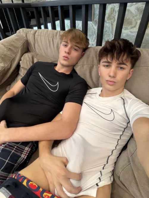 Mouths to kiss passionately by lovelygoddess22