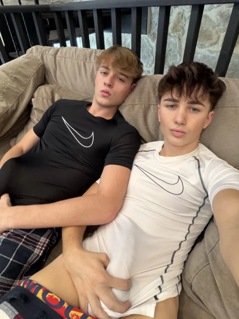 Mouths to kiss passionately posted by lovelygoddess22