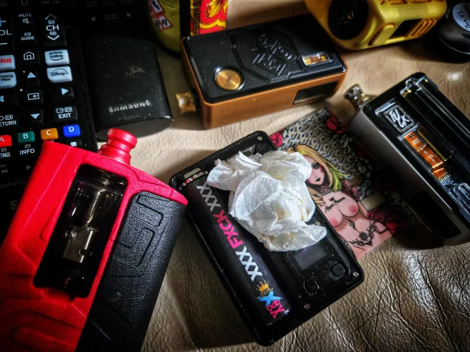 Mucky bugger...clearing up after a switch. by Cautious-City8743