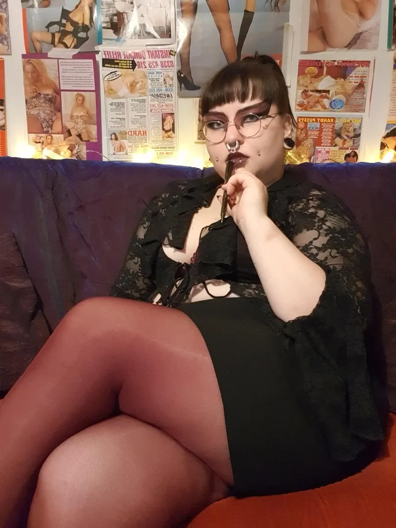 Muhkeat tytöt? Yay or nay? posted by MarinaTheSiren