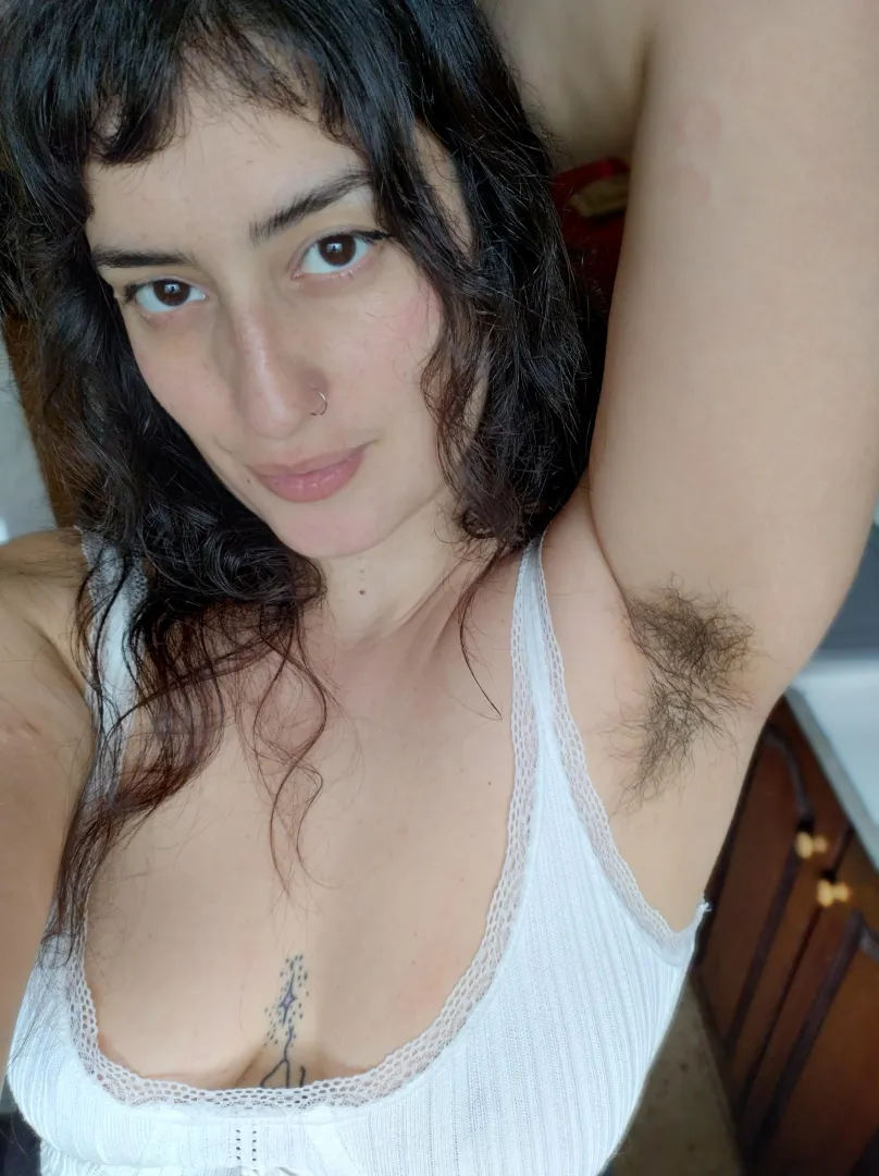 ✧ musky morning scent posted by candecandys