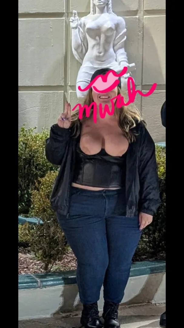 Mwah to you! posted by ButterflyKisses1261