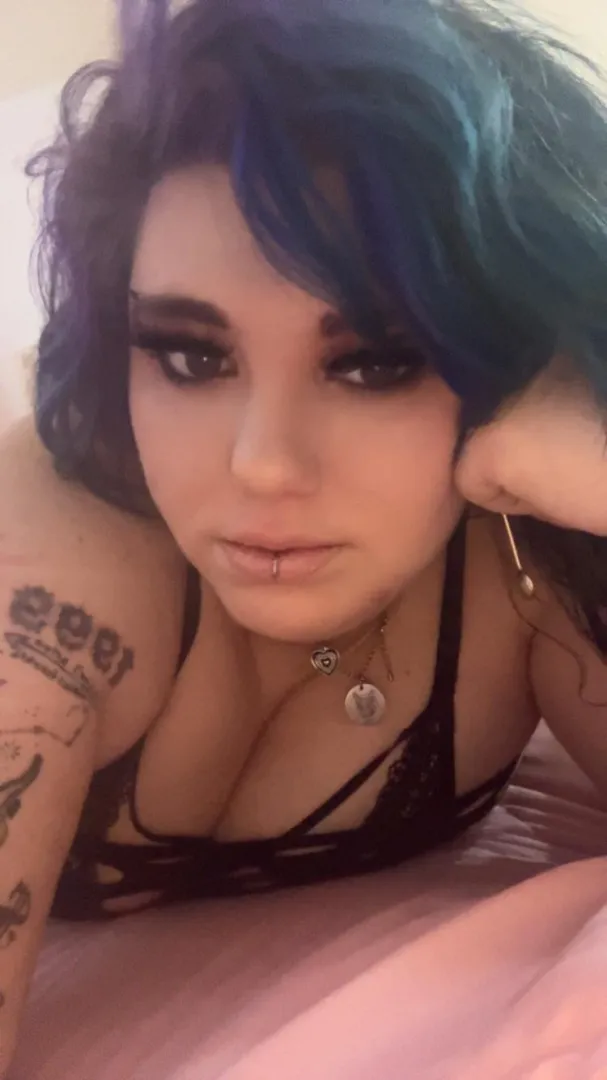 My bed feels so lonely tonight posted by TheKittyKayt