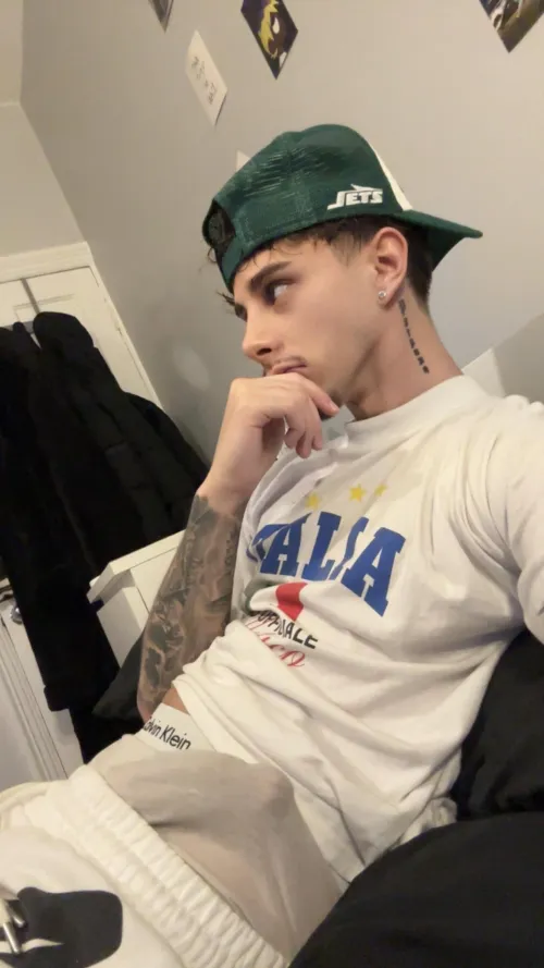 My best outline yet by Safe-Cartographer254