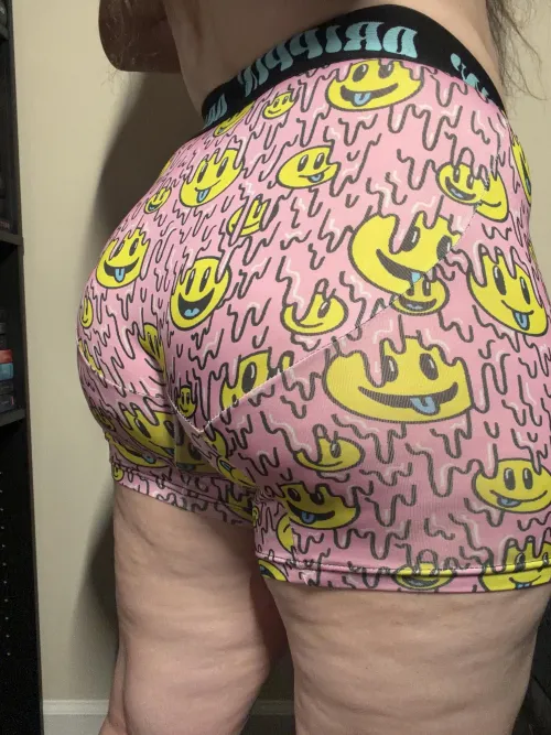 My booty is phat in these boxers by Original_Day6832