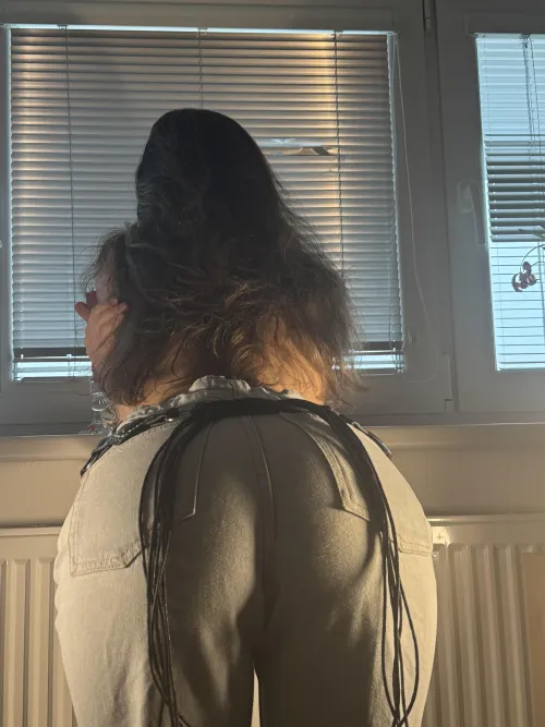 My butt looks so beautiful in these jeans by Kirreneua