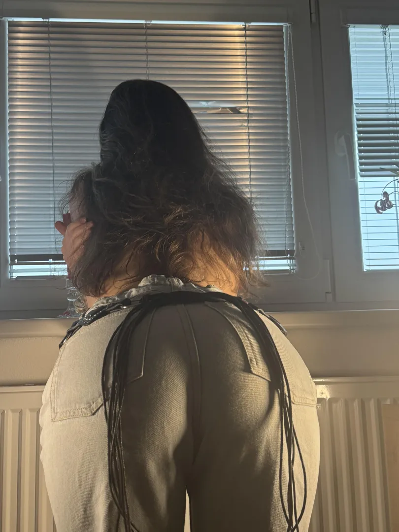 My butt looks so beautiful in these jeans posted by Kirreneua