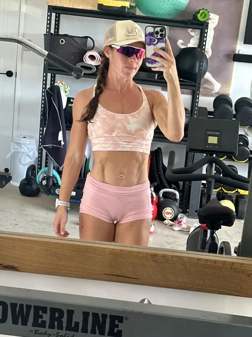 My cameltoe looks so good, you’ll have to taste it by Twinkle-Fluff99