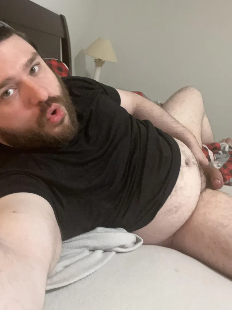 My cock is waiting... posted by hdw9hdvfj97s