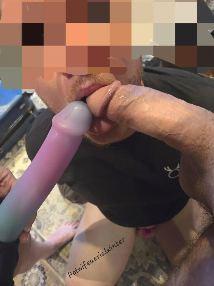 My cuck give my Bull and my strapon a double blowjob. posted by AerialWinter0489