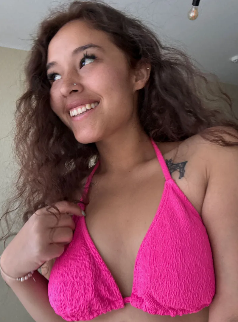 My cute freckles make me happy [Return Our 3P Tools/Apps] posted by ScarlettsSecretDiary