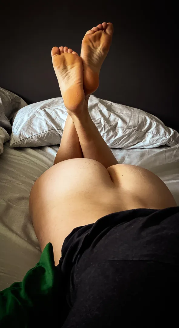 My cute little wifebutt wants to be taken tonight posted by thatgirlyrae