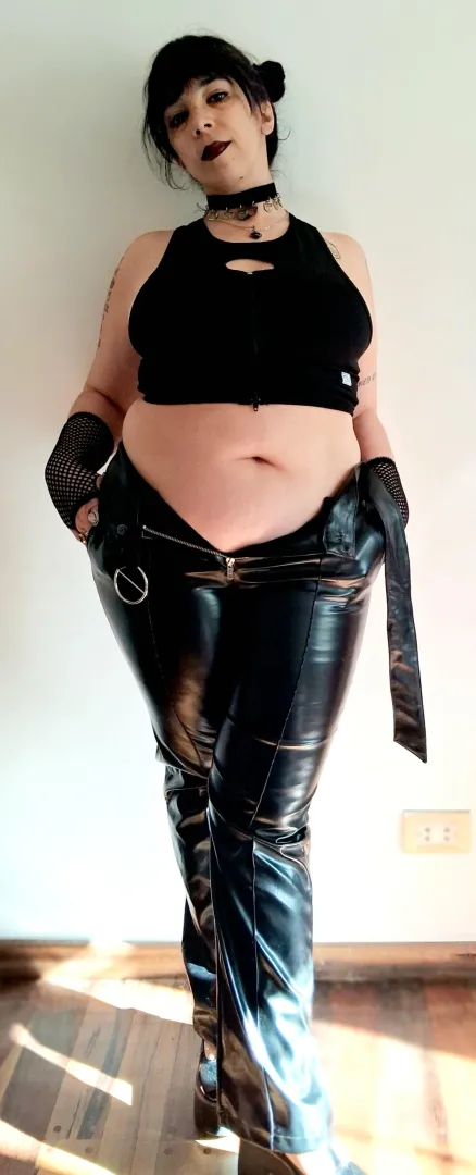 My deep t shape has more authority than you posted by Witchielavender