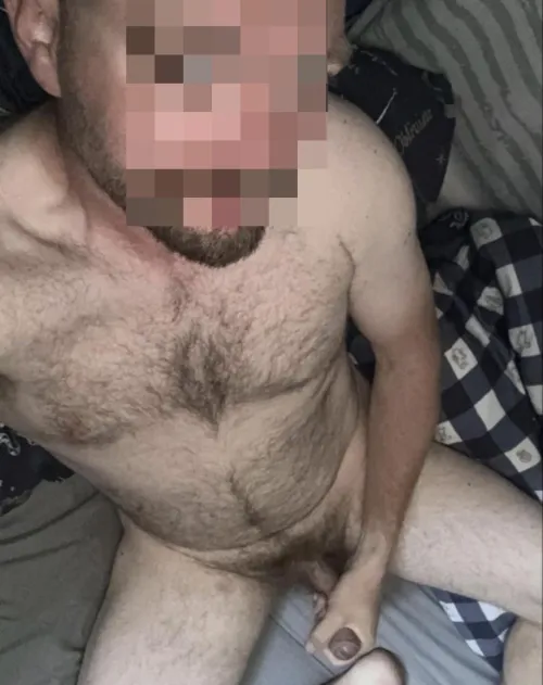 My Dom still pissed that im not exposed enough! Anyone wanna dm maybe help my confidence for full exposure by asmallbear1