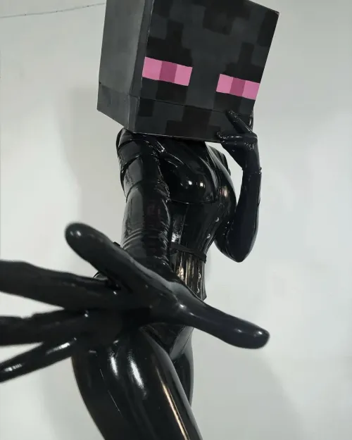 My Enderman cosplay (Aloeveraiskwaii) by aloeveraiiskawaii