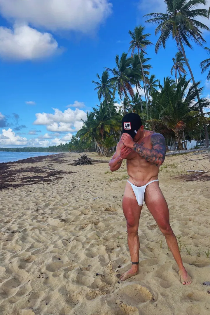 My ex said he wants a white guy, so anyone here who's into brown guys? posted by vellitrap