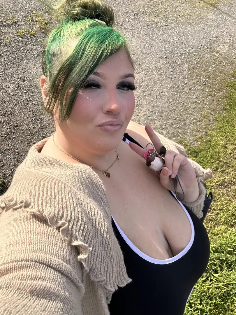 My faded green hair lol posted by Lenatheoggg