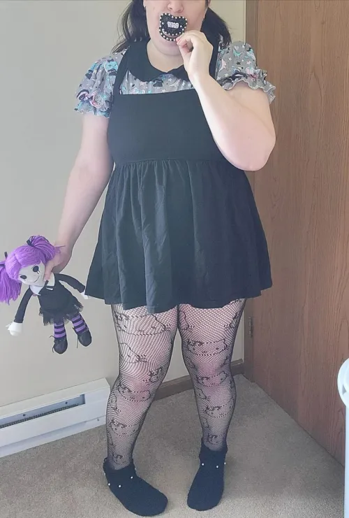 My favorite little outfit while sick by goth_princess_echo