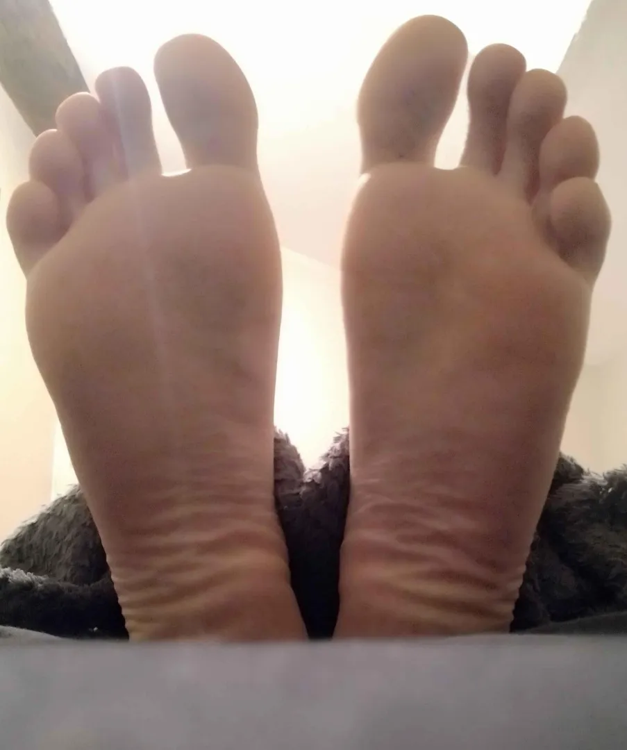 My feet posted by Disastrous-Tap-5459
