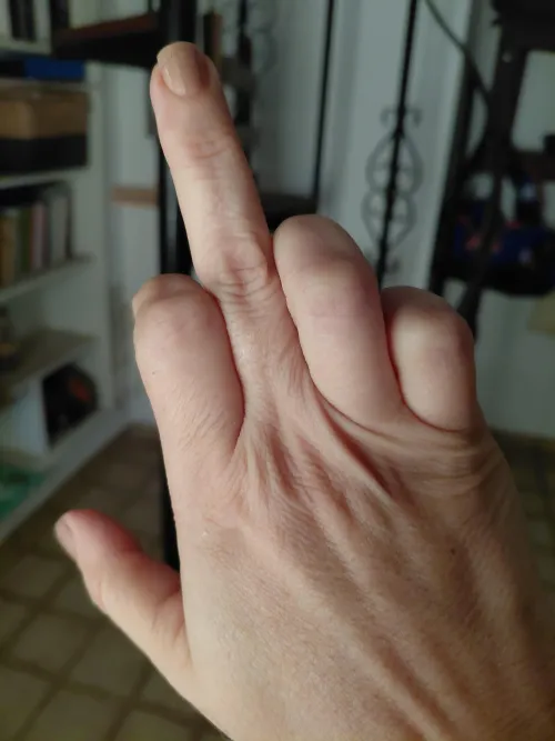 My fingir in your mouht ...do you want it? by Ambarpaloma