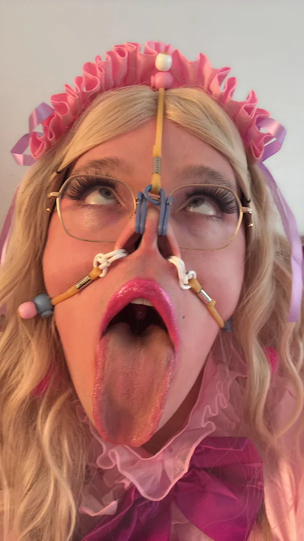 My first day at the maid service posted by SissyMaidBrandiNyxx