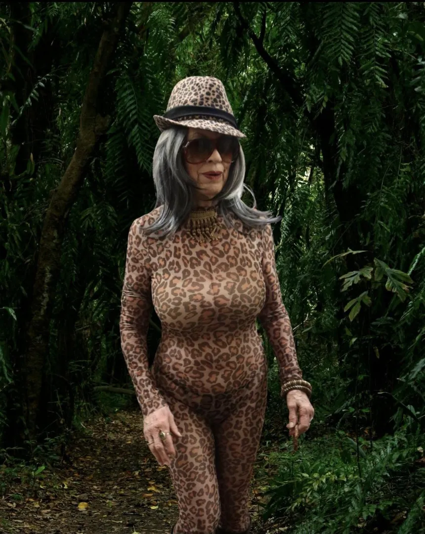 My first post ✨️ posted by Kougarsophia