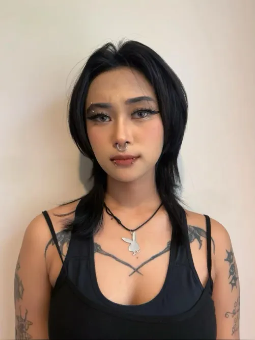 My first post here! hey everyone :) by weebotakugirl4000