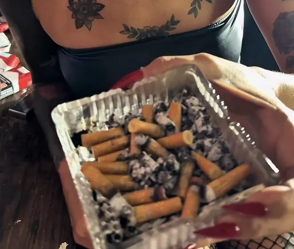 My first time smoking 20. I smoked in a chain of 3+3+3+3+3+5. when I got to the last 5 did I start to feel very dizzy and nauseous. I felt terrible for a while after finishing, although very proud of myself. An hour later my body was craving nicotine aga by Emilypageok