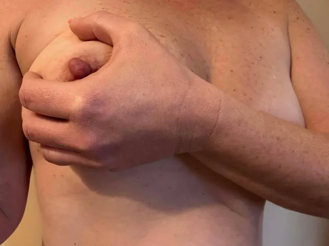 My friend Tina posted a pic of me a while back! It’s just time for me to come out! by Tiny-Bullfrog-7407