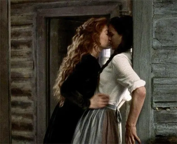 My girlfriend is bi-curious with low libido — how to gently encourage her FFM fantasies without pressure? by Simple-Flower-1146