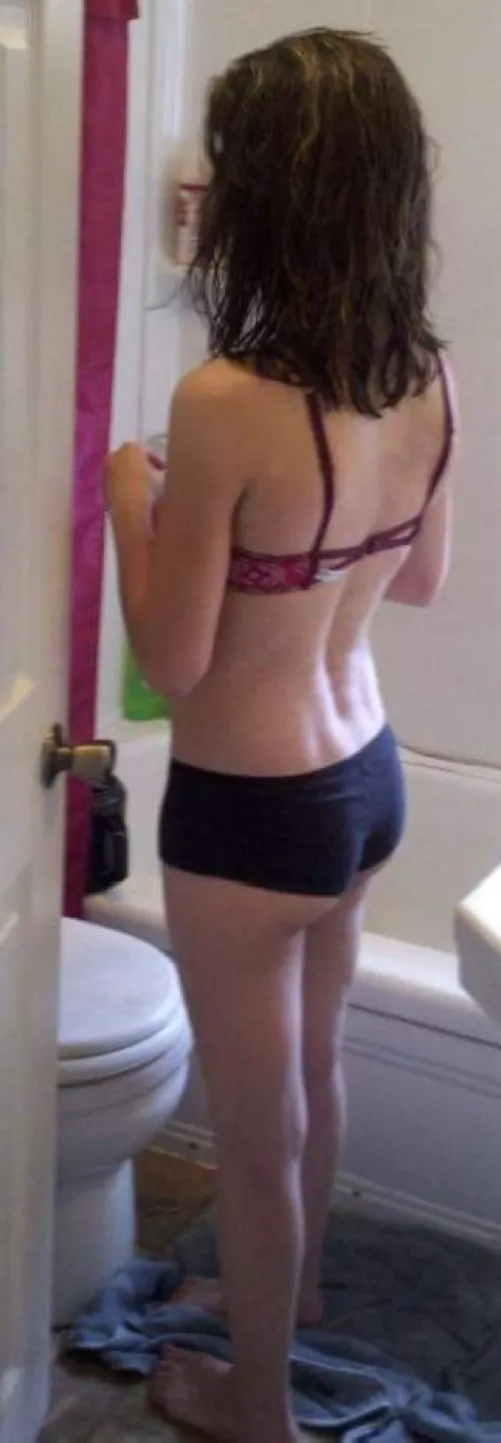 My girls little NWA ass is it too small? by Average_GuyAR